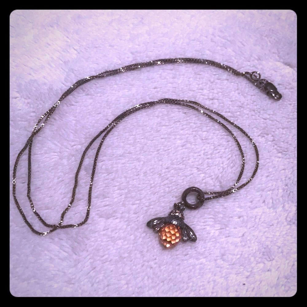 NWOT Honeybee Necklace